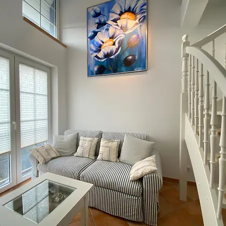 Neu! Haus Stoertebeker Neu! *